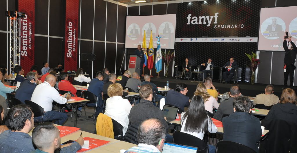 Experiencia premium en la feria internacional de franquicias en Colombia